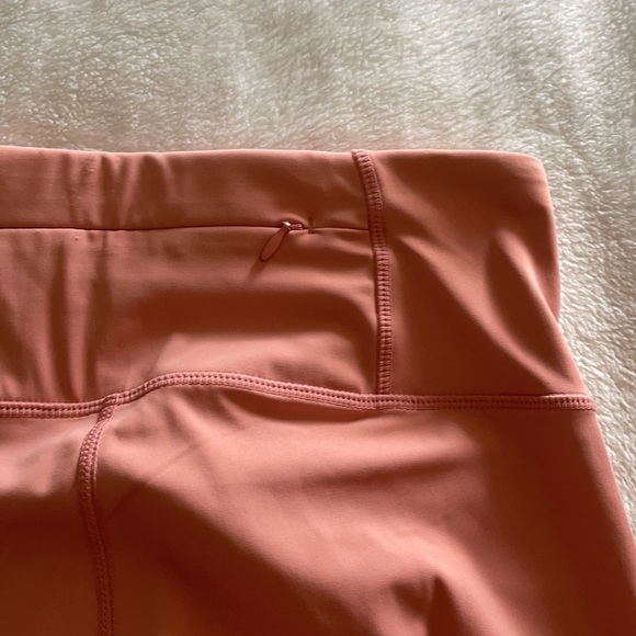 Super dry pale pink active biker shorts - Picture 5 of 7
